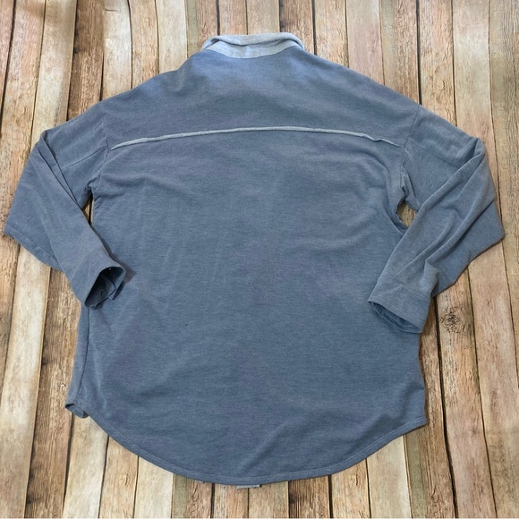Reborn J Women’s Blue/Gray Top Button Top Long Sleeves Raw Hem Hem Accent Size L - Picture 5 of 8